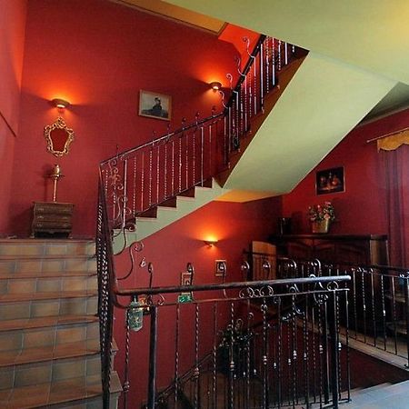 Katrina Aparthotel Ostrzeszow Ngoại thất bức ảnh